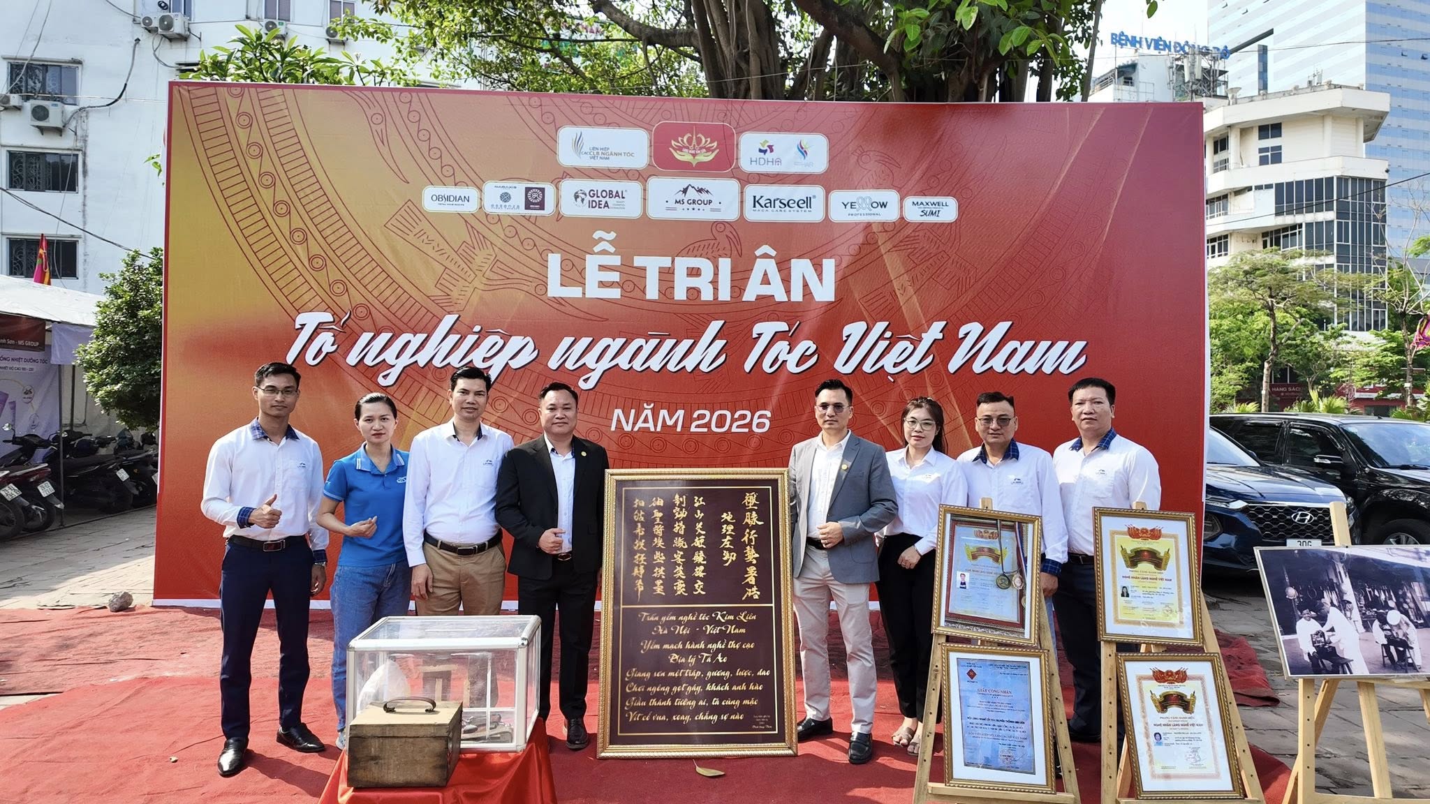 ms-group-tai-le-tri-an-to-nghe-nganh-toc-viet-nam-8